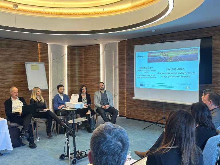 Izzive umeščanja vetrnih in drugih energetskih objektov v prostor bo premagal le skupnostni pristop